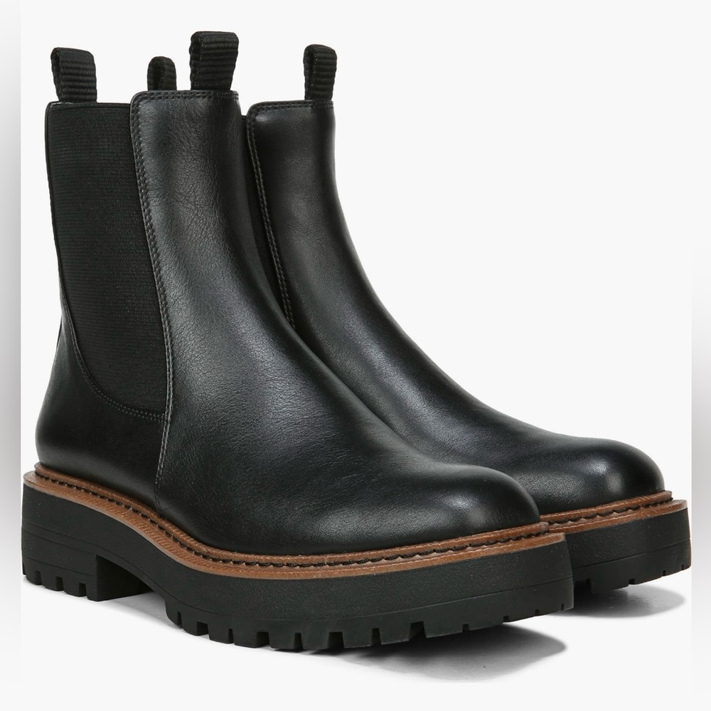 Sam Edelman Black Laguna Waterproof Lug Sole Chelsea Boot Size 10
